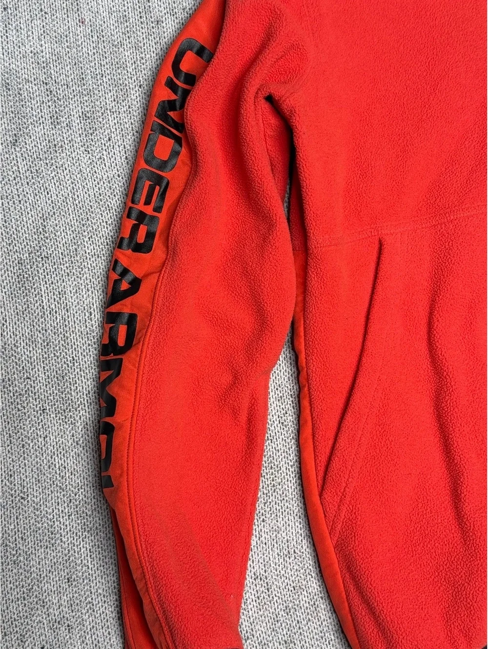 Under Armour Men's ColdGear Loose Fit Red Half-Zip Fleece
